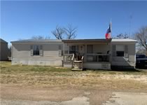 residential property for sale in Nixon Texas